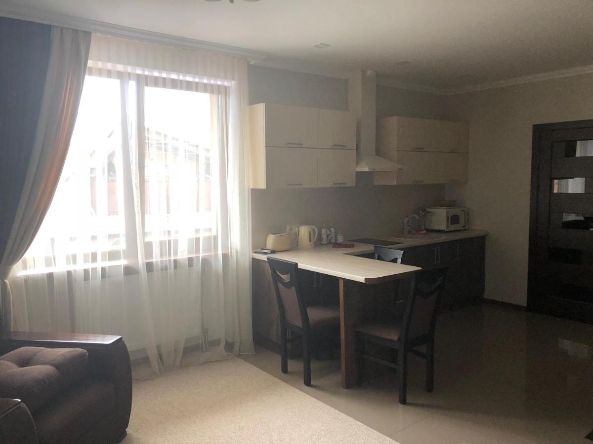 Adele Apartman Mizhhirya  Kültér fotó