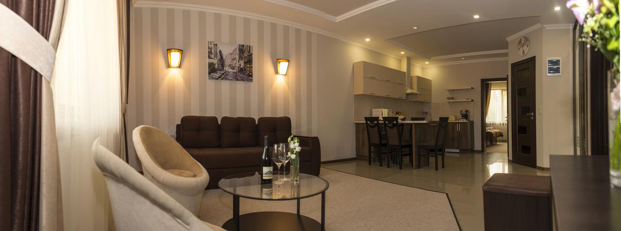 Adele Apartman Mizhhirya  Kültér fotó